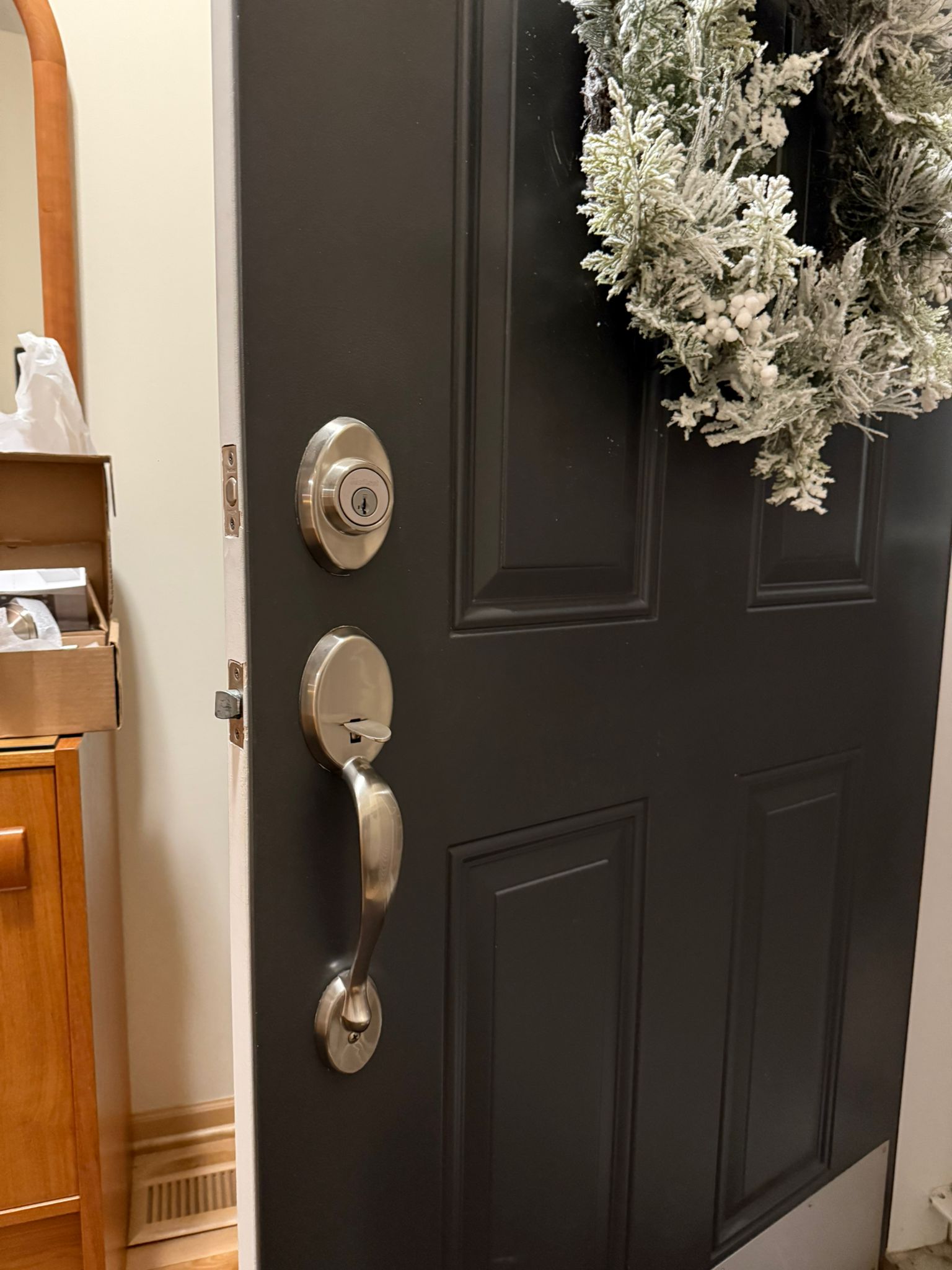 New keypad lock installed on a home near Interlachen Park in Hopkins MN (5)